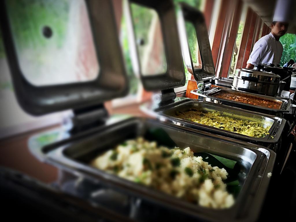 فندق تاج بَنجَرا حيدر أباد المظهر الخارجي الصورة A chafing dish