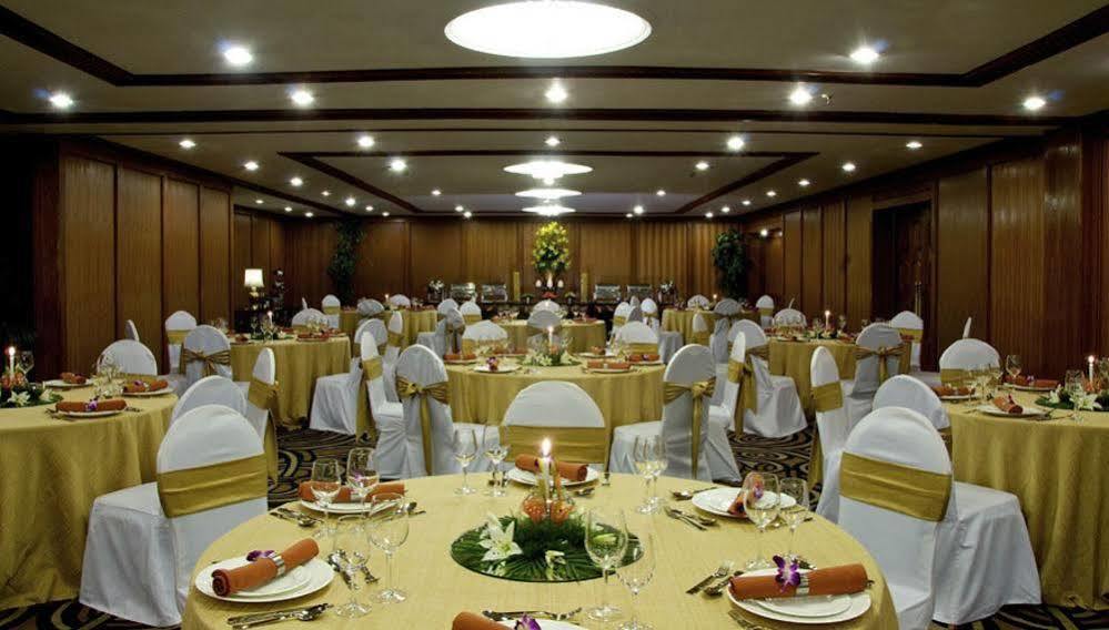 فندق تاج بَنجَرا حيدر أباد المطعم الصورة A banquet hall